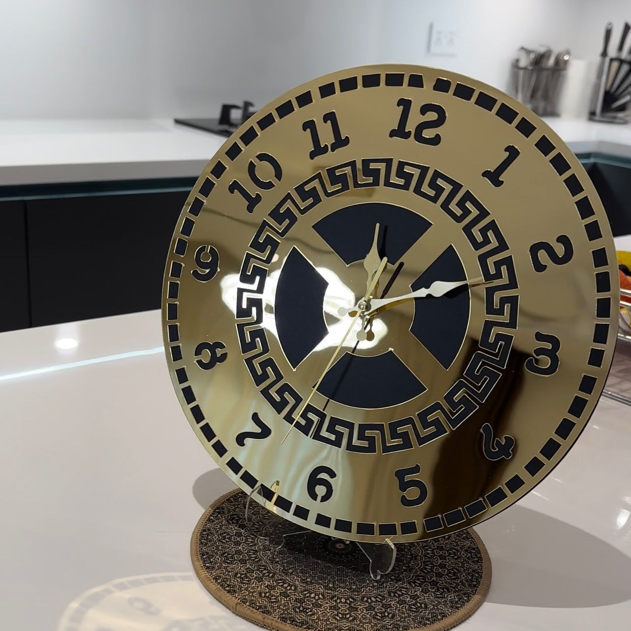Luxury Wall Clock/Table Round Clock for Living Room & Bed Room - imixpress.com