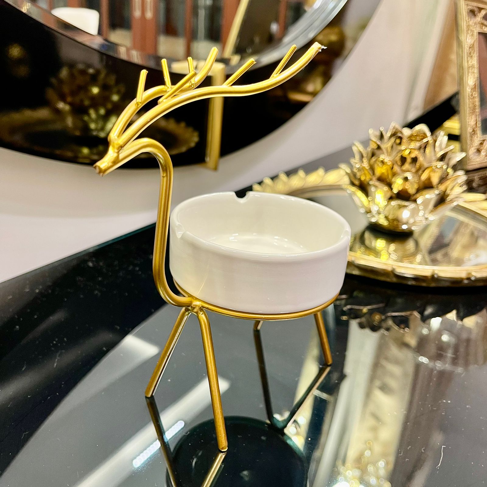METALLIC GOLDEN GAZELLE STYLE ASH TRAY DECOR FOR TABLE AND HOME - imixpress.com
